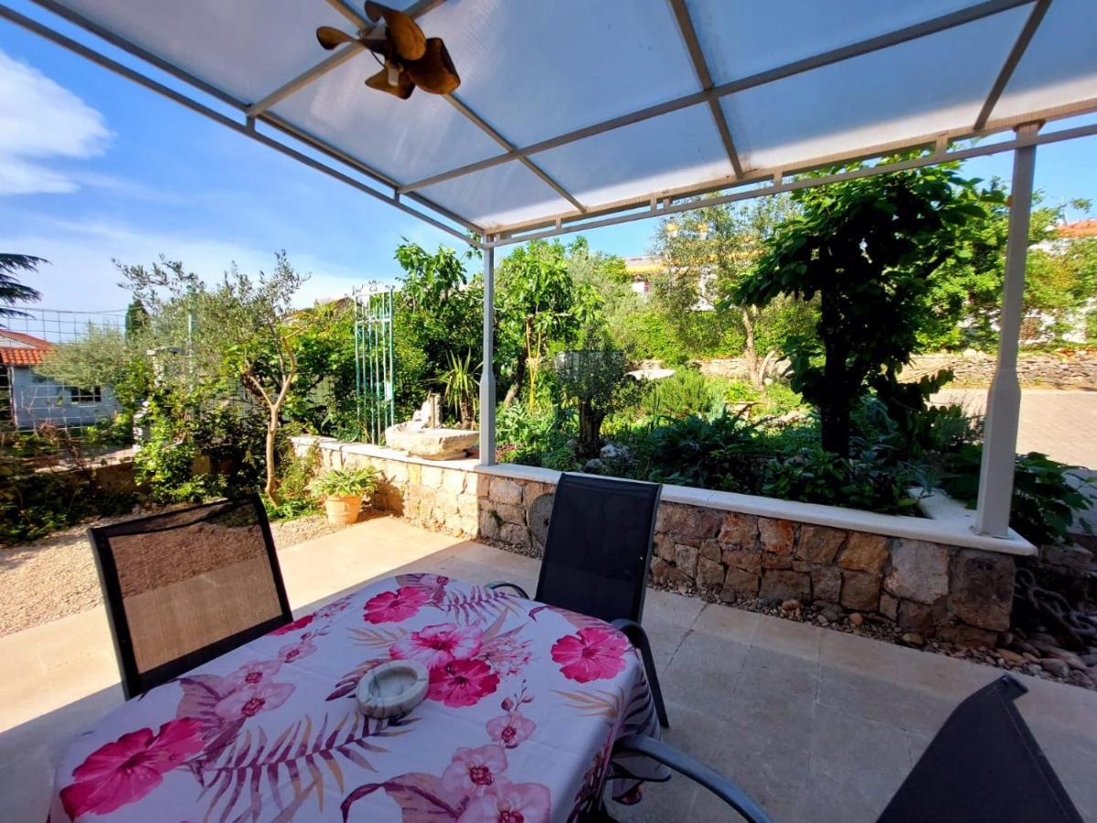 Apartments Z Njivice Εξωτερικό φωτογραφία