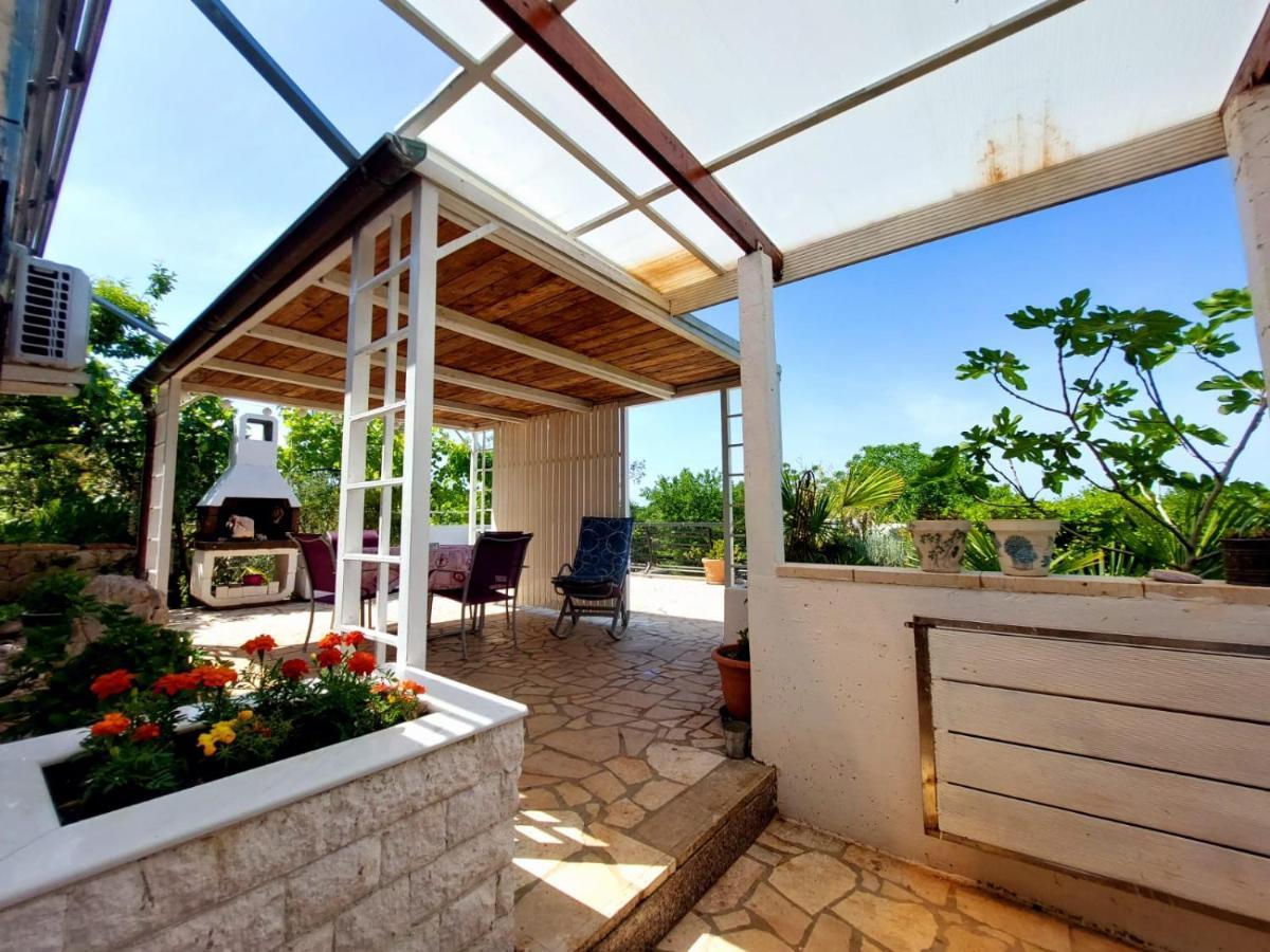 Apartments Z Njivice Εξωτερικό φωτογραφία